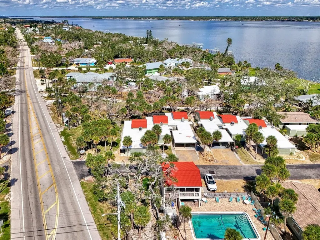 2985 N Beach Road Englewood FL 34223