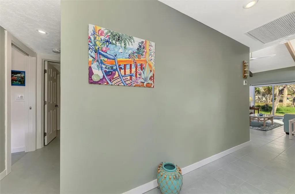 2985 N Beach Road Englewood FL 34223