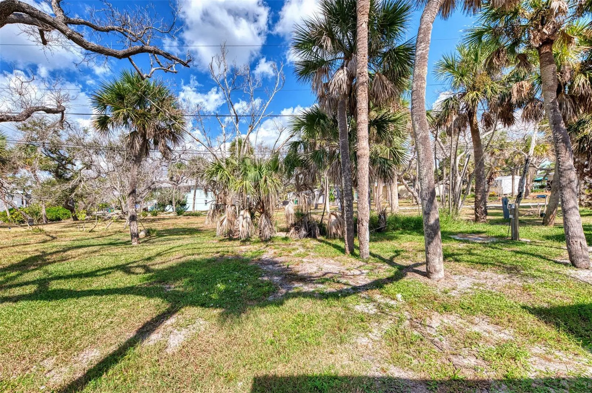 2985 N Beach Road Englewood FL 34223
