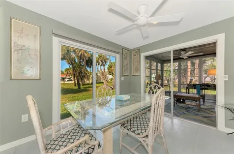 2985 N Beach Road Englewood FL 34223