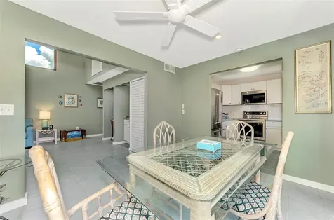2985 N Beach Road Englewood FL 34223