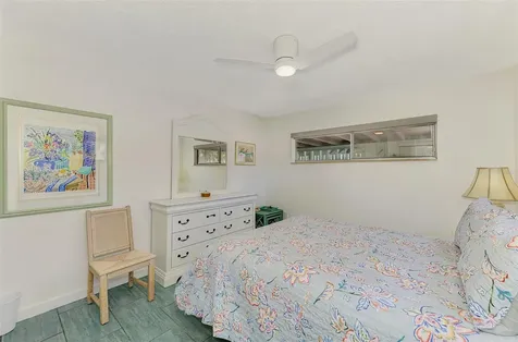 2985 N Beach Road Englewood FL 34223