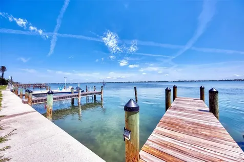 2985 N Beach Road Englewood FL 34223