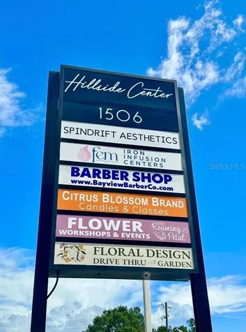 1506 54th Avenue N St Petersburg FL 33703