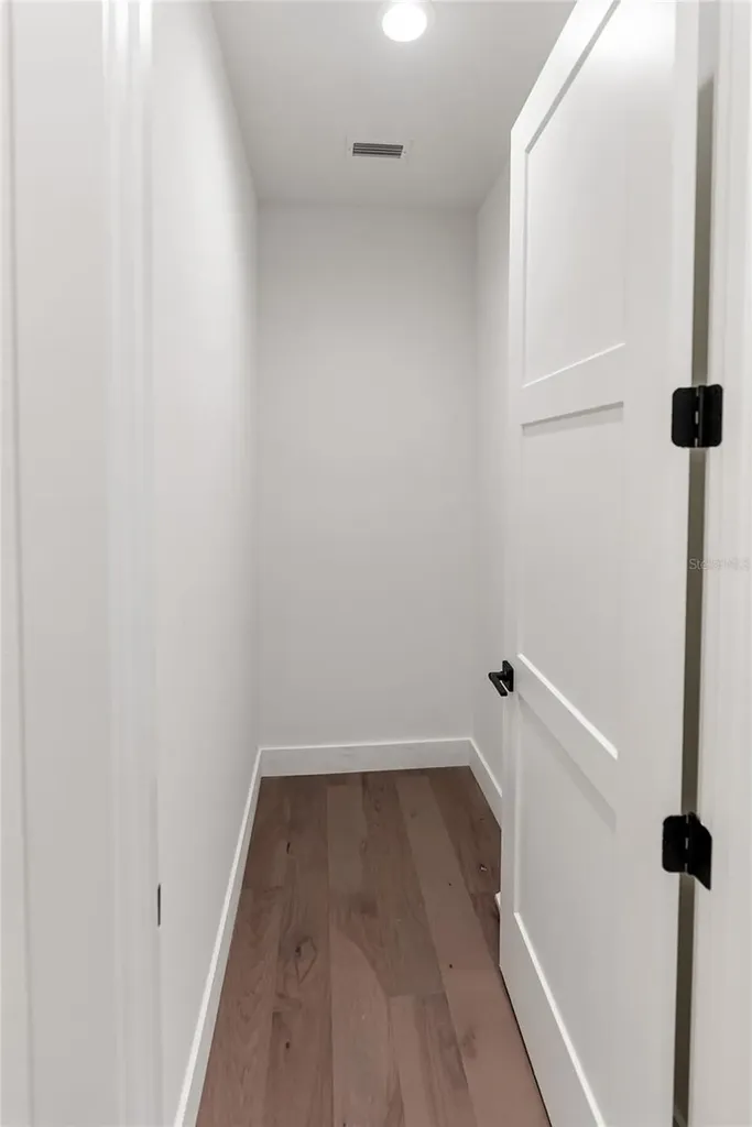 530 De Narvaez Drive Longboat Key FL 34228