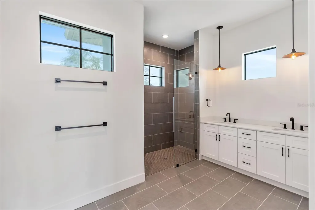 530 De Narvaez Drive Longboat Key FL 34228