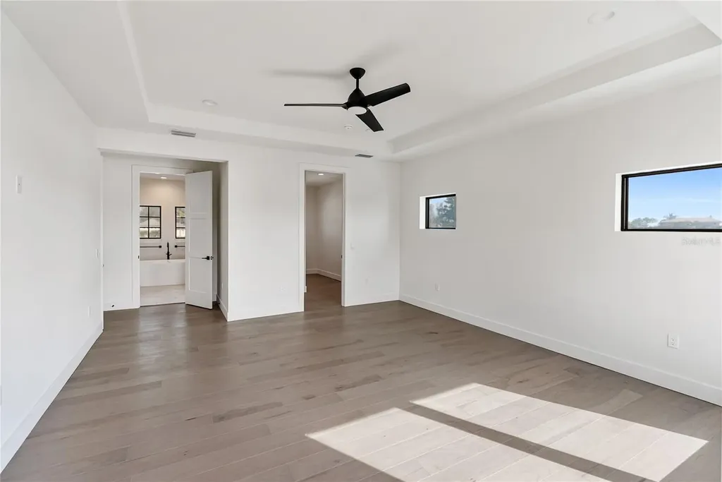 530 De Narvaez Drive Longboat Key FL 34228