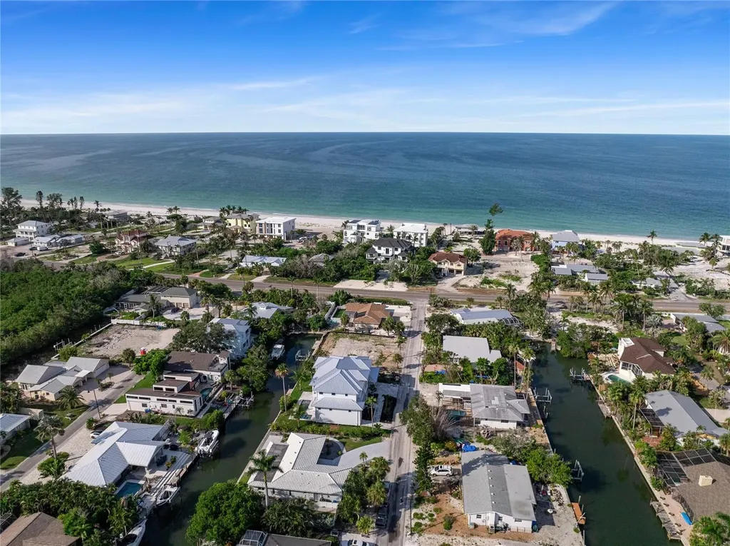 530 De Narvaez Drive Longboat Key FL 34228