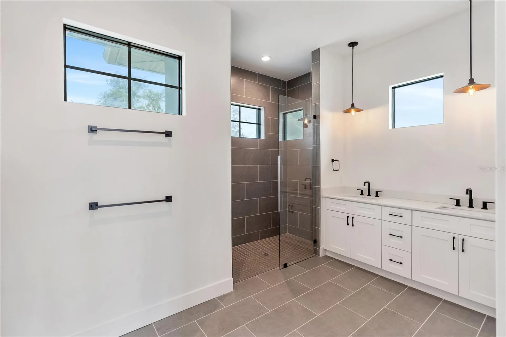 530 De Narvaez Drive Longboat Key FL 34228