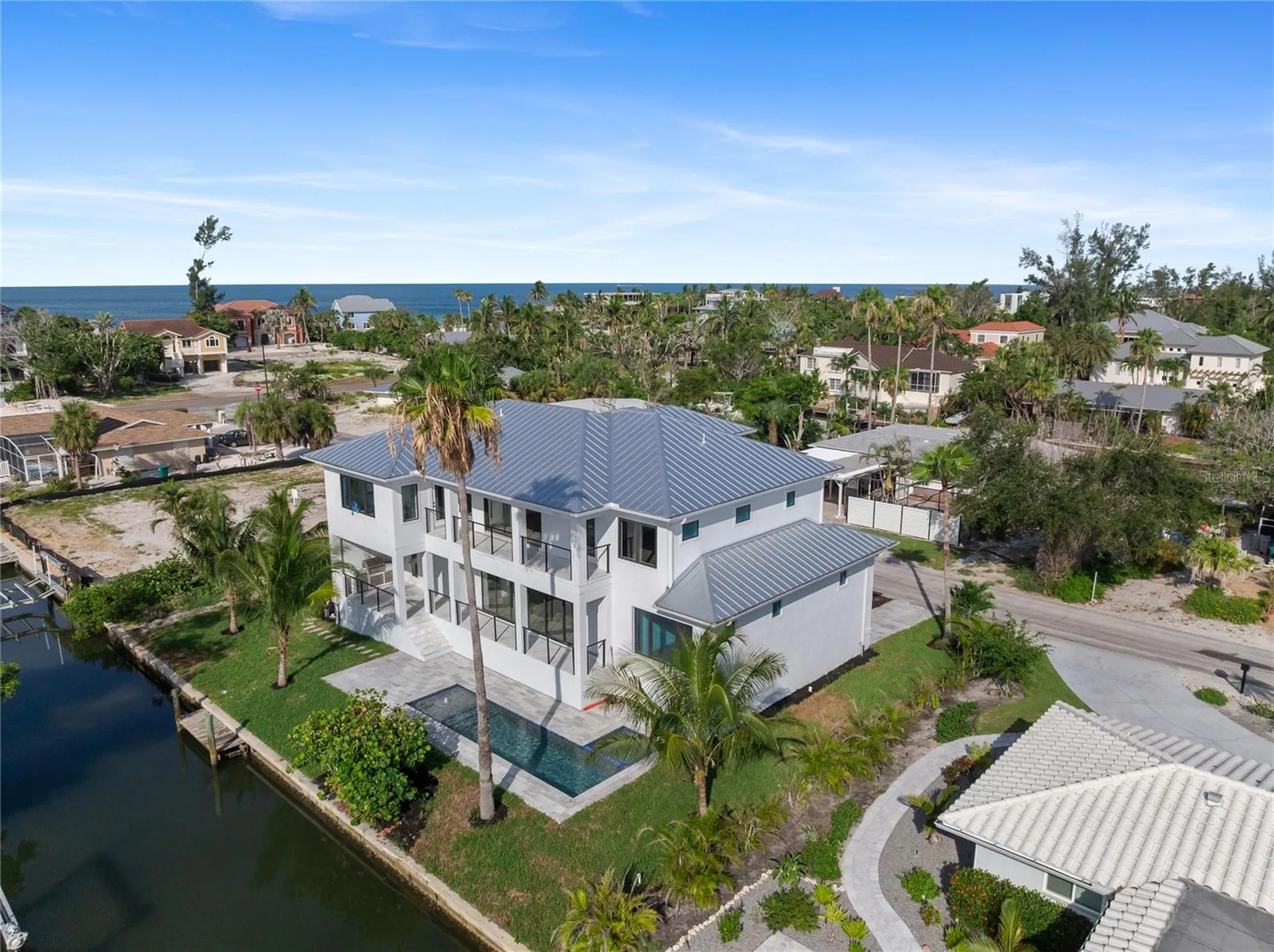 530 De Narvaez Drive Longboat Key FL 34228