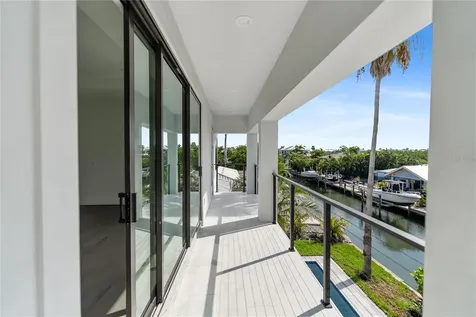 530 De Narvaez Drive Longboat Key FL 34228