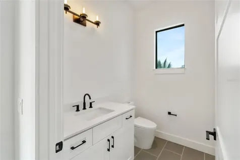530 De Narvaez Drive Longboat Key FL 34228