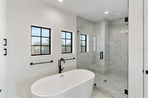 530 De Narvaez Drive Longboat Key FL 34228