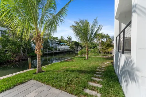 530 De Narvaez Drive Longboat Key FL 34228
