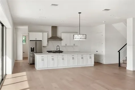 530 De Narvaez Drive Longboat Key FL 34228