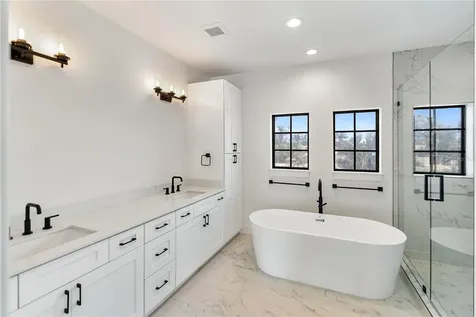530 De Narvaez Drive Longboat Key FL 34228