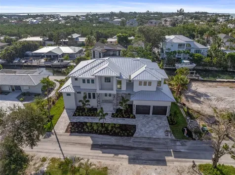 530 De Narvaez Drive Longboat Key FL 34228