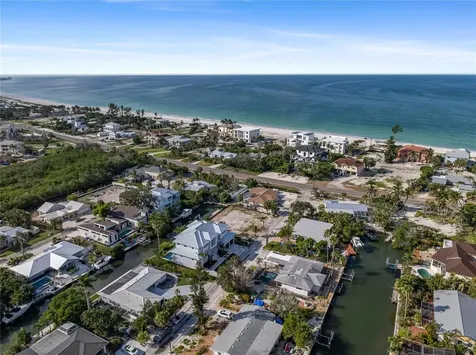 530 De Narvaez Drive Longboat Key FL 34228