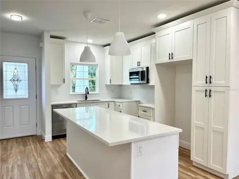 8112 N Greenwood Avenue Tampa FL 33604