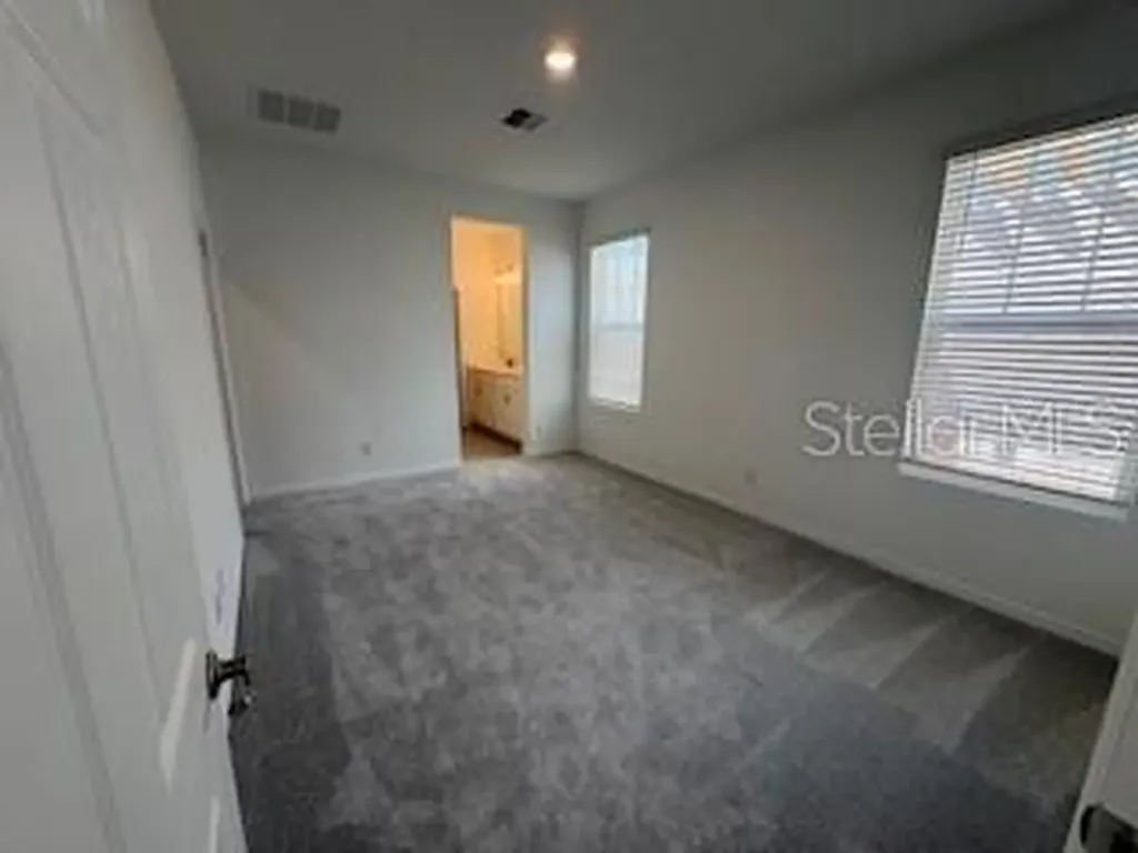 412 Oak Flat Alley Groveland FL 34736
