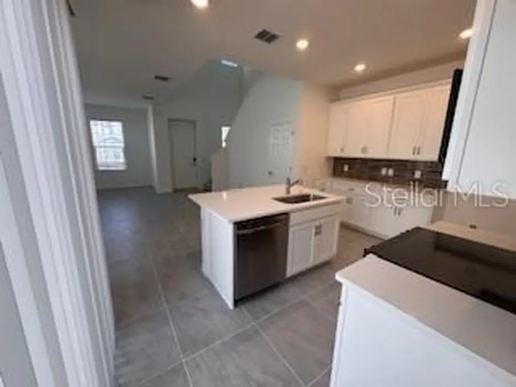 412 Oak Flat Alley Groveland FL 34736