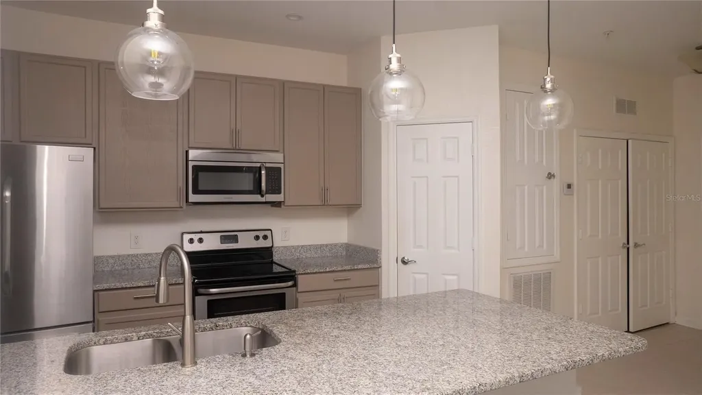 6466 Cava Alta Drive Orlando FL 32835