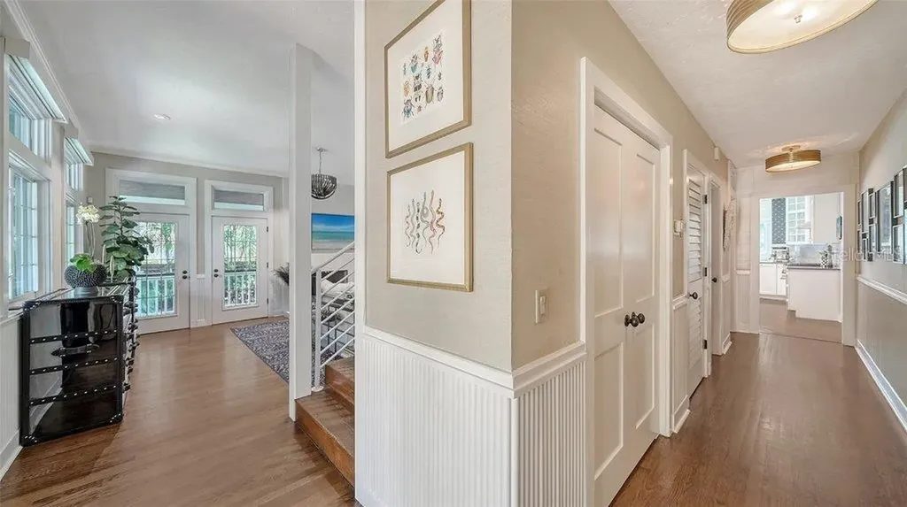 1774 Cherokee Drive Sarasota FL 34239