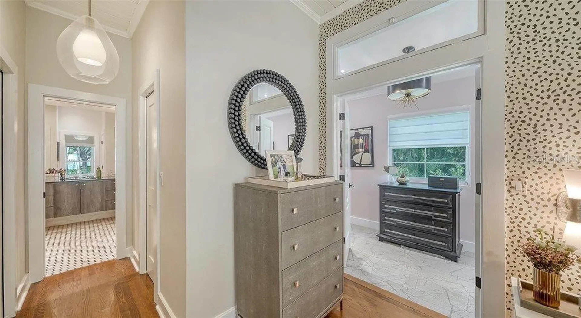 1774 Cherokee Drive Sarasota FL 34239