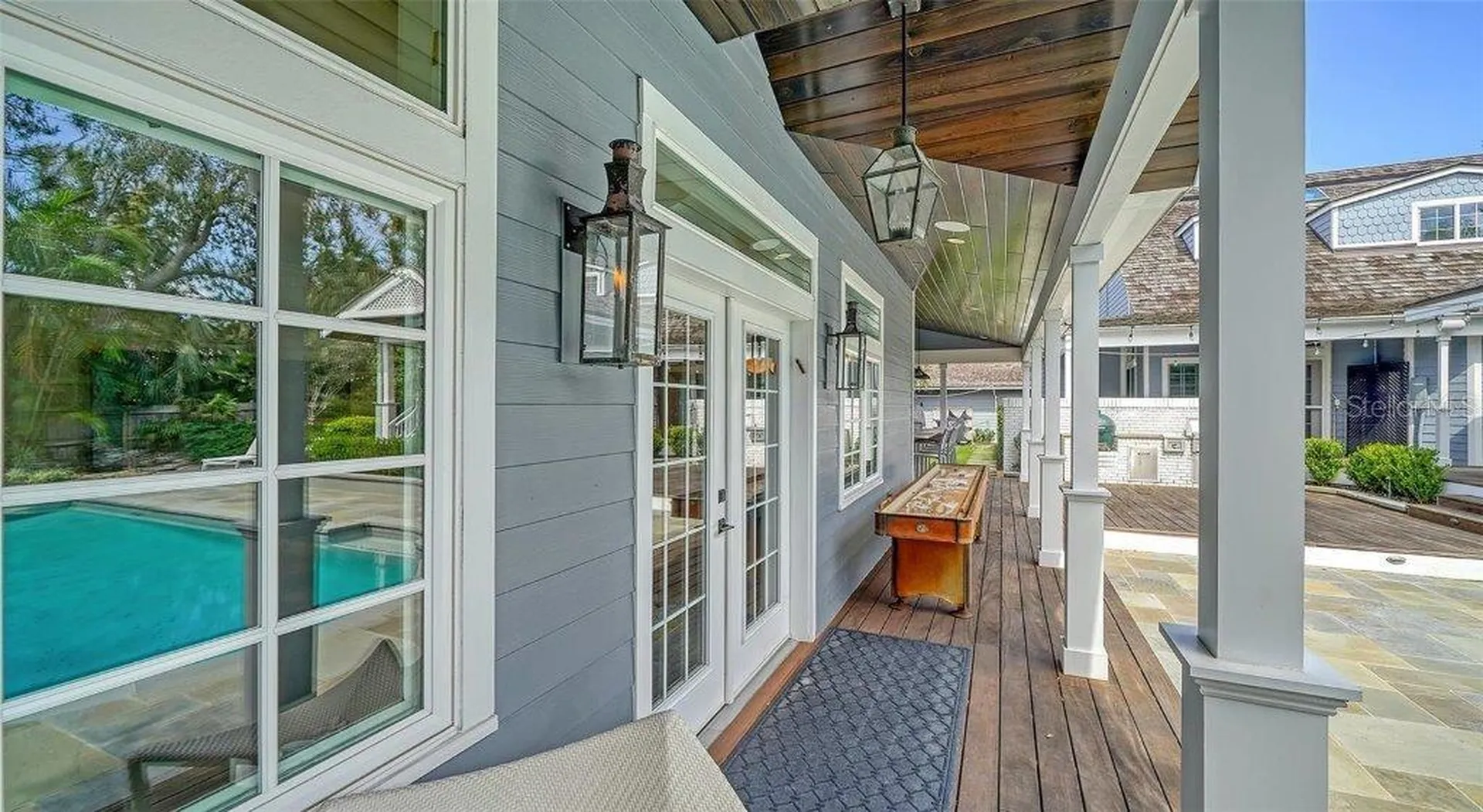 1774 Cherokee Drive Sarasota FL 34239