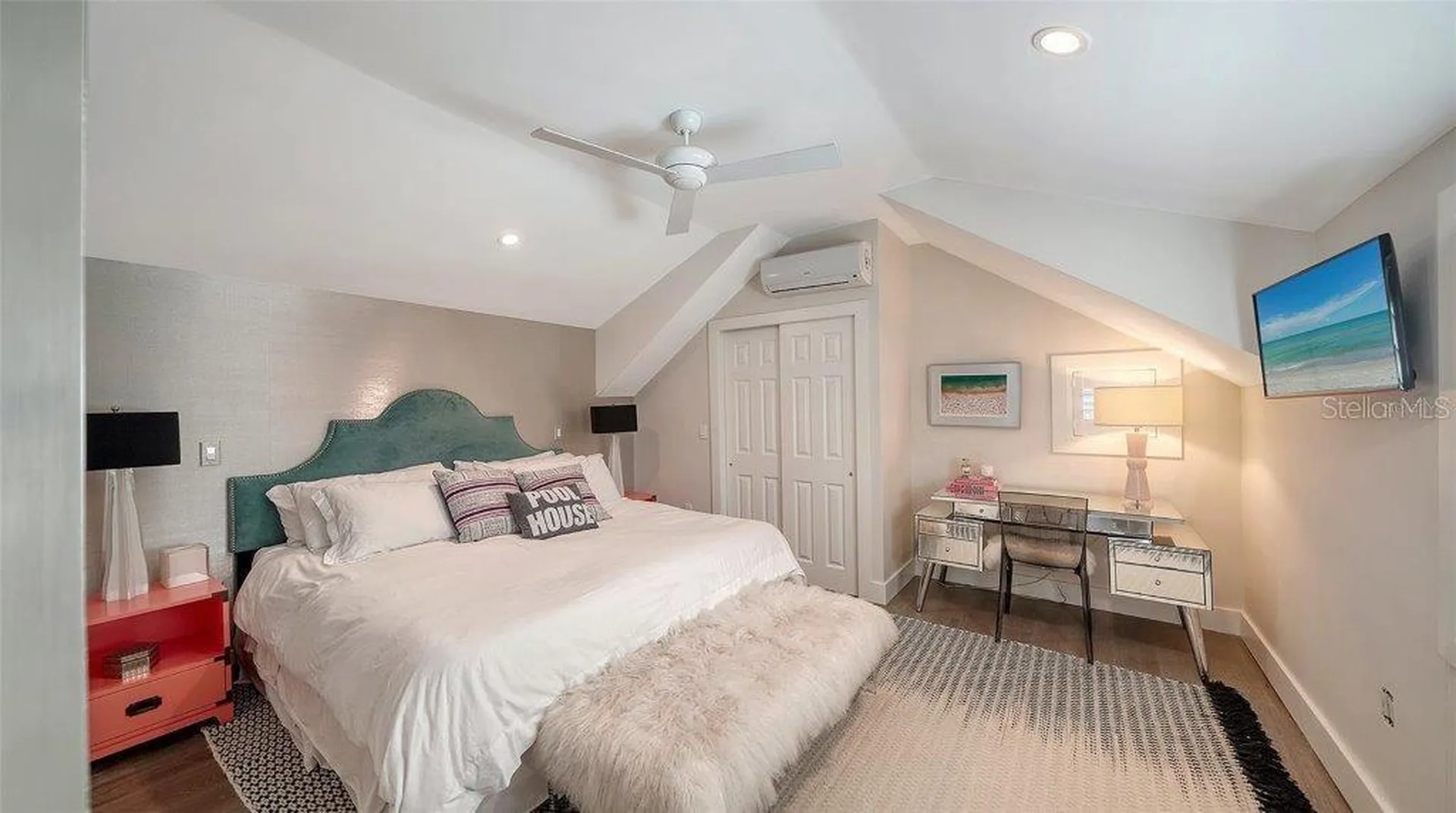 1774 Cherokee Drive Sarasota FL 34239