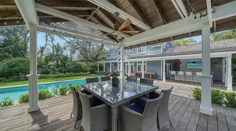 1774 Cherokee Drive Sarasota FL 34239
