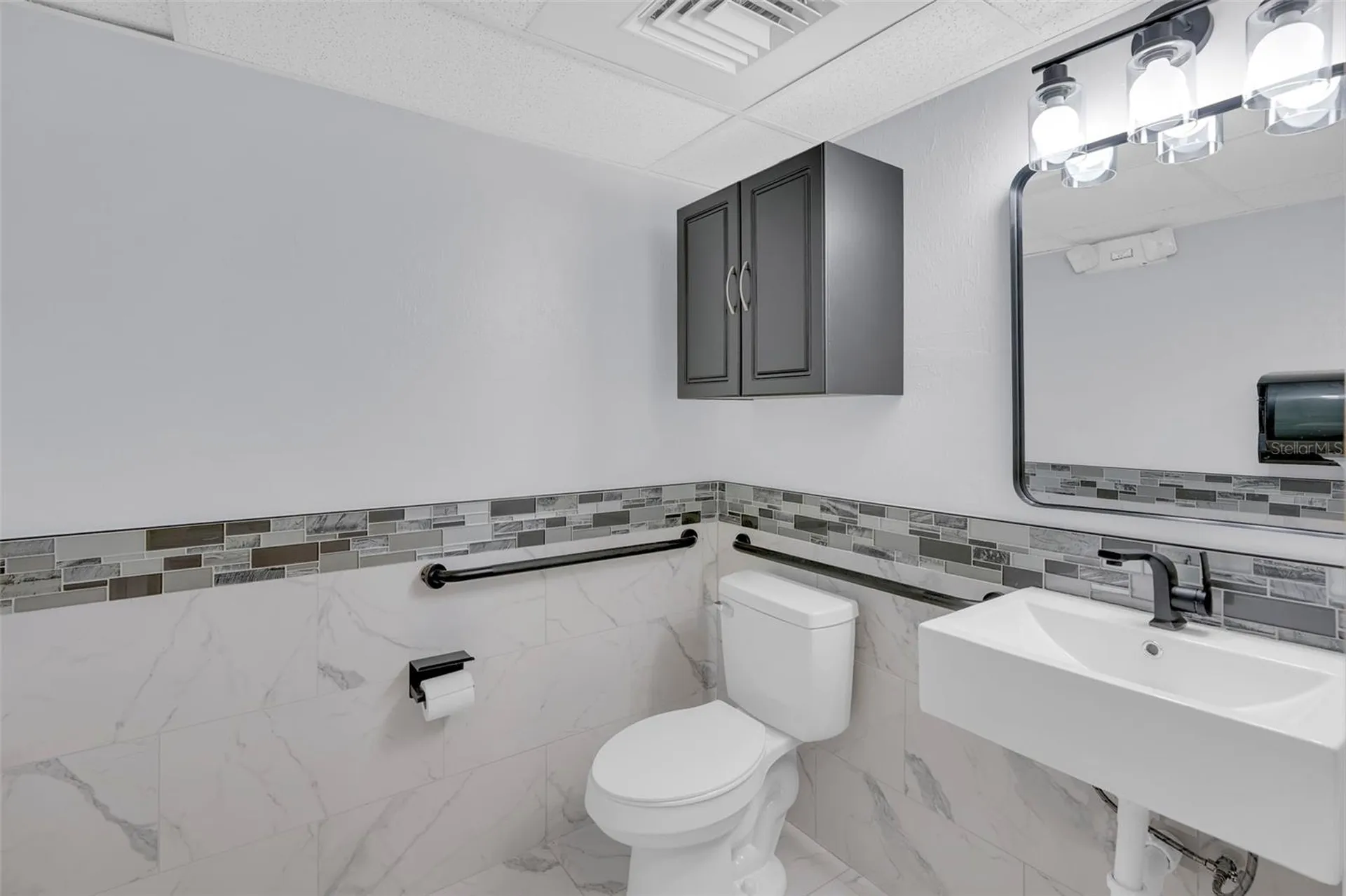 1825 Colonial Boulevard Fort Myers FL 33907