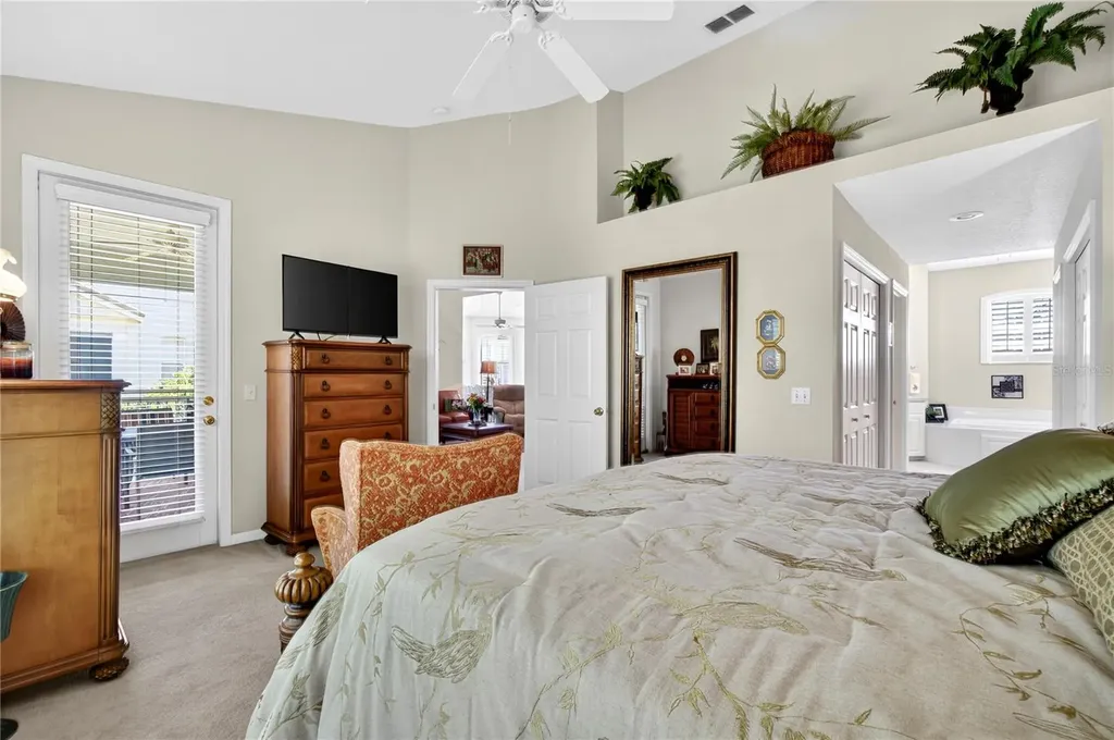 516 Grasslands Village Circle Lakeland FL 33803