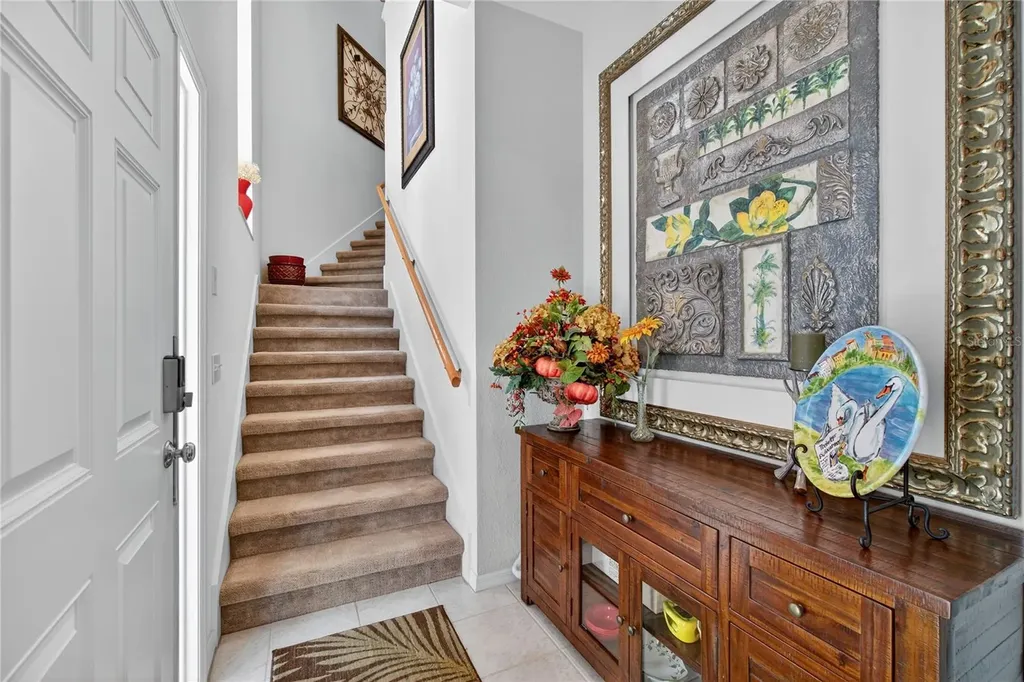 516 Grasslands Village Circle Lakeland FL 33803
