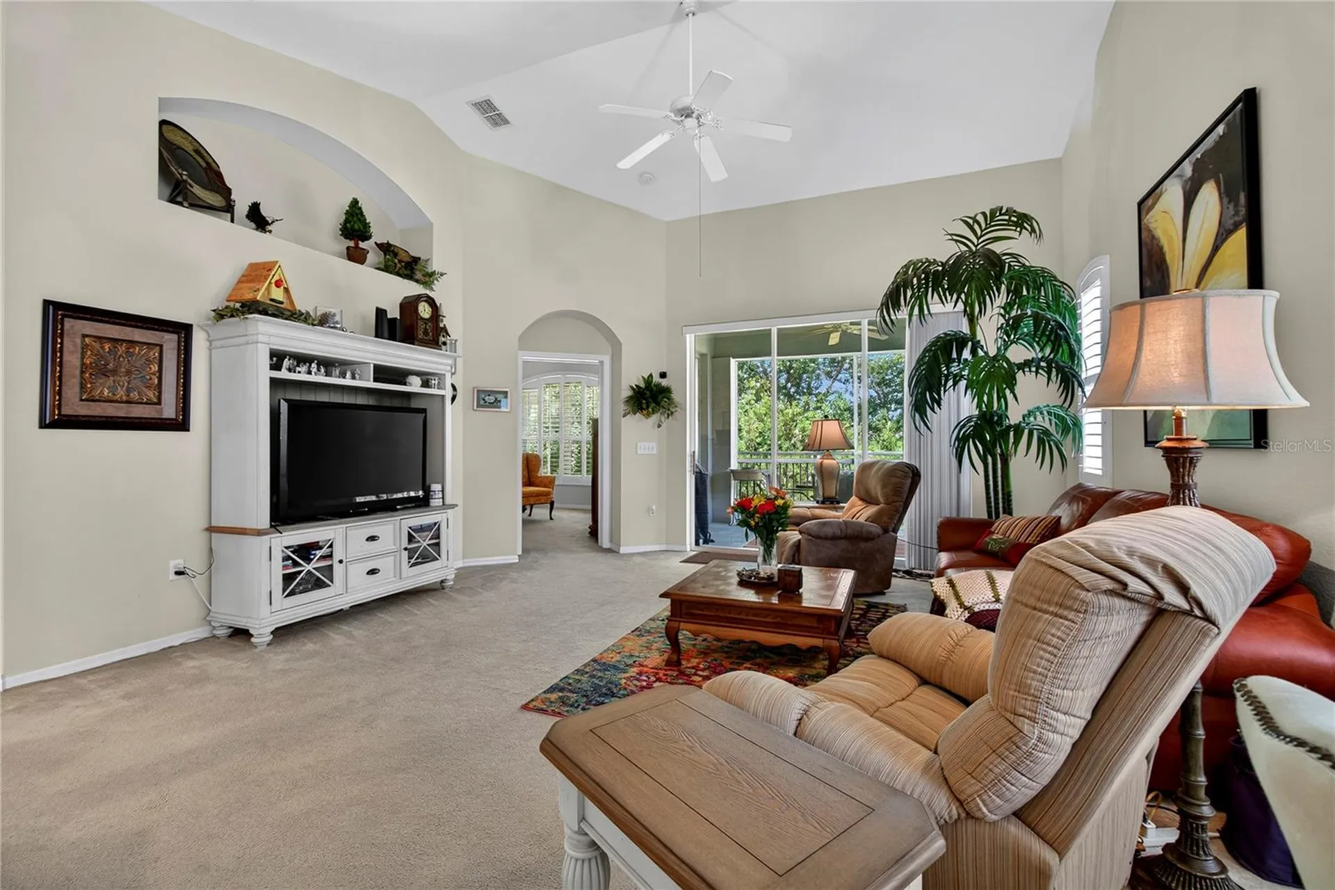 516 Grasslands Village Circle Lakeland FL 33803