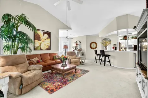 516 Grasslands Village Circle Lakeland FL 33803