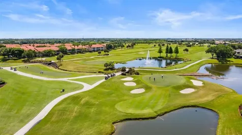 516 Grasslands Village Circle Lakeland FL 33803