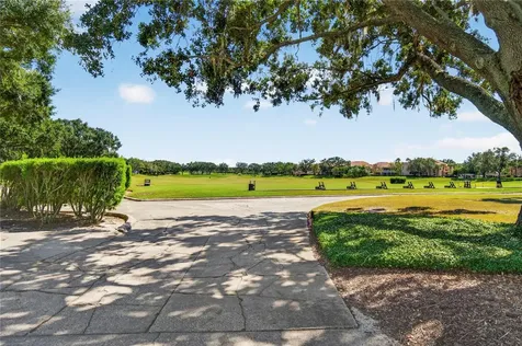 516 Grasslands Village Circle Lakeland FL 33803