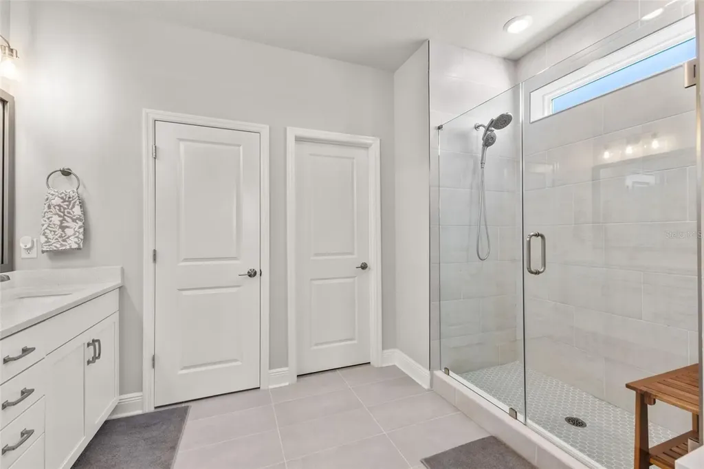 2467 Mangum Court Sarasota FL 34237