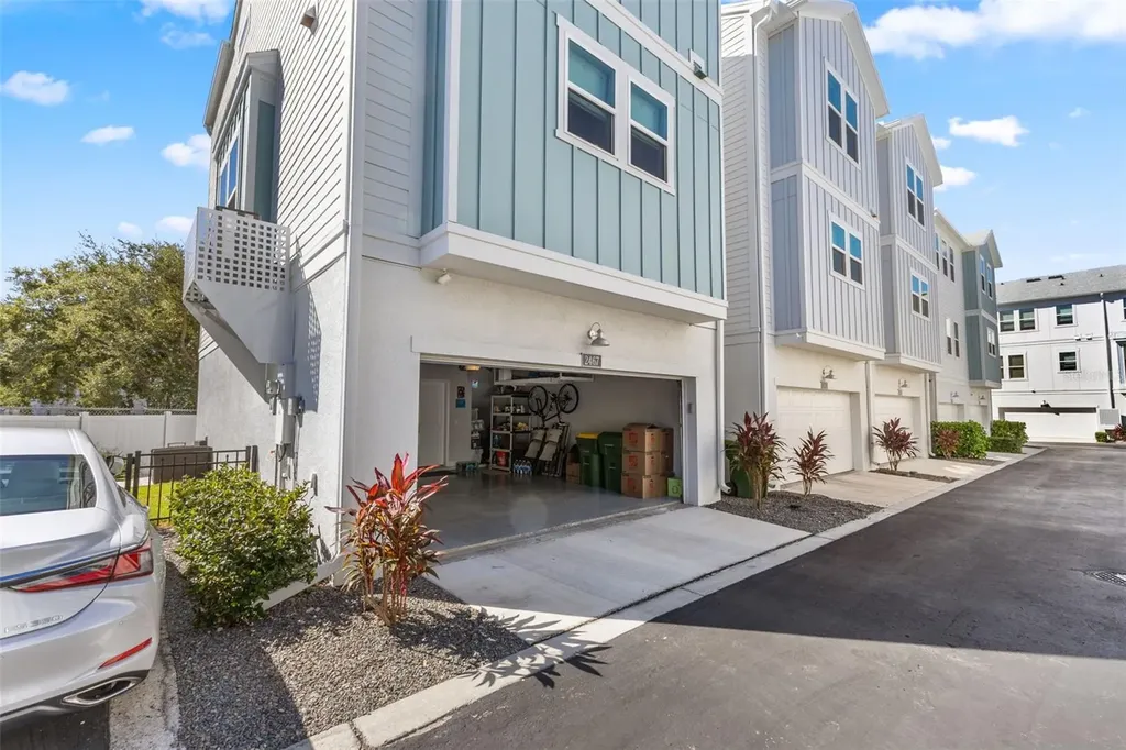 2467 Mangum Court Sarasota FL 34237