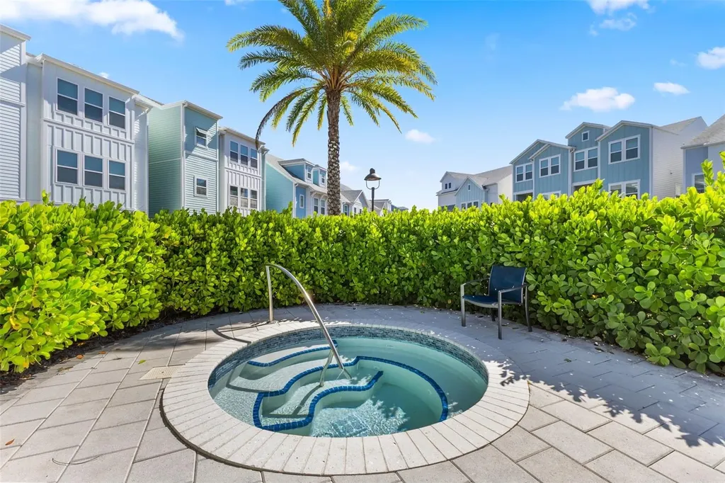 2467 Mangum Court Sarasota FL 34237