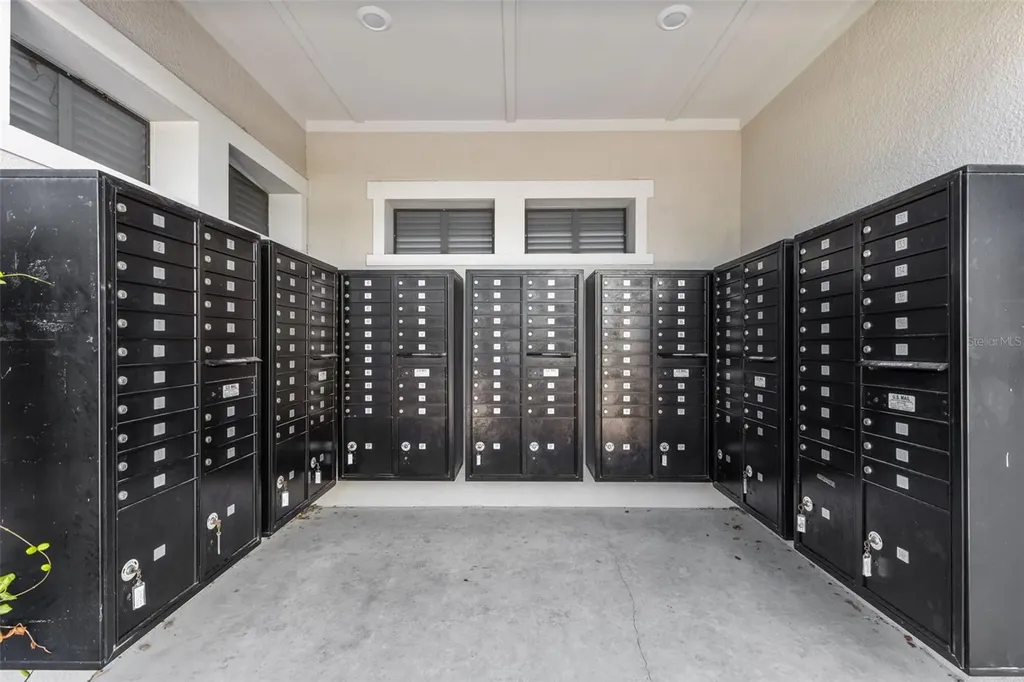 2467 Mangum Court Sarasota FL 34237