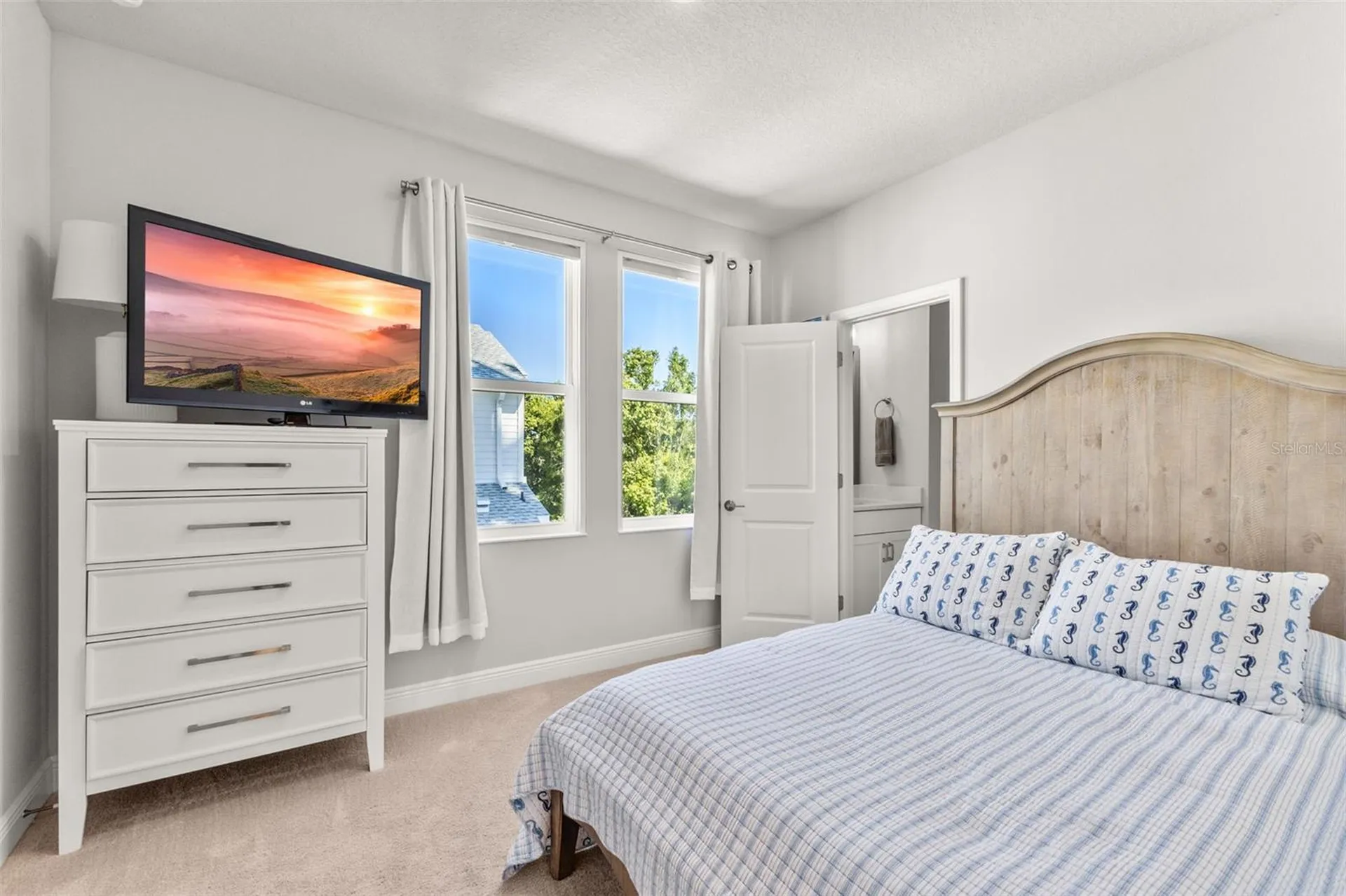 2467 Mangum Court Sarasota FL 34237