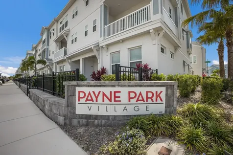 2467 Mangum Court Sarasota FL 34237