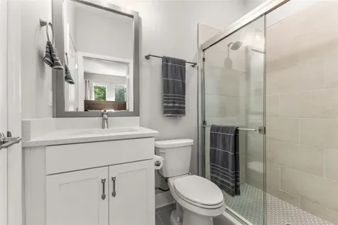 2467 Mangum Court Sarasota FL 34237