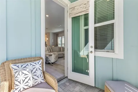 2467 Mangum Court Sarasota FL 34237
