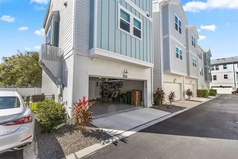 2467 Mangum Court Sarasota FL 34237