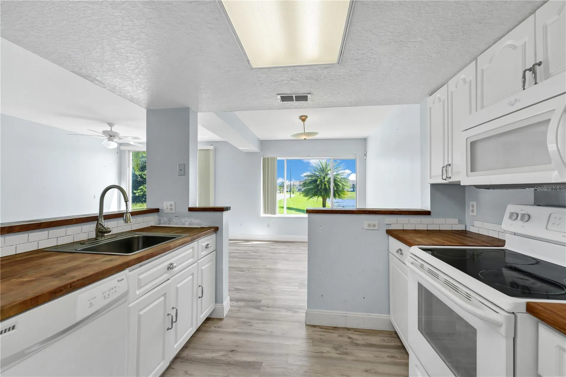 1335 Washington Palm Loop Davenport FL 33897