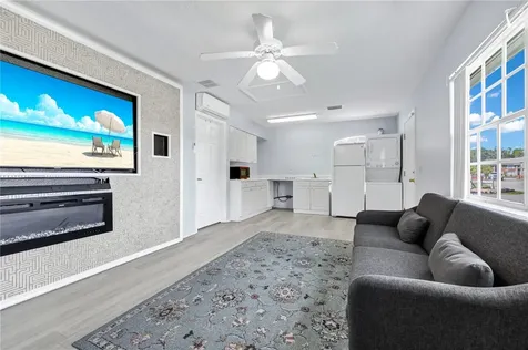 1335 Washington Palm Loop Davenport FL 33897