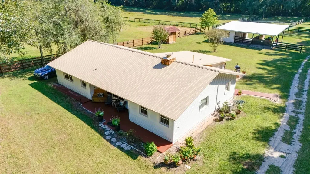 1480 NE 97 Street Anthony FL 32617